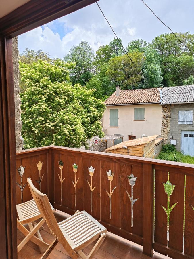 L'Oustal Des Amis Villa Belcaire Екстериор снимка